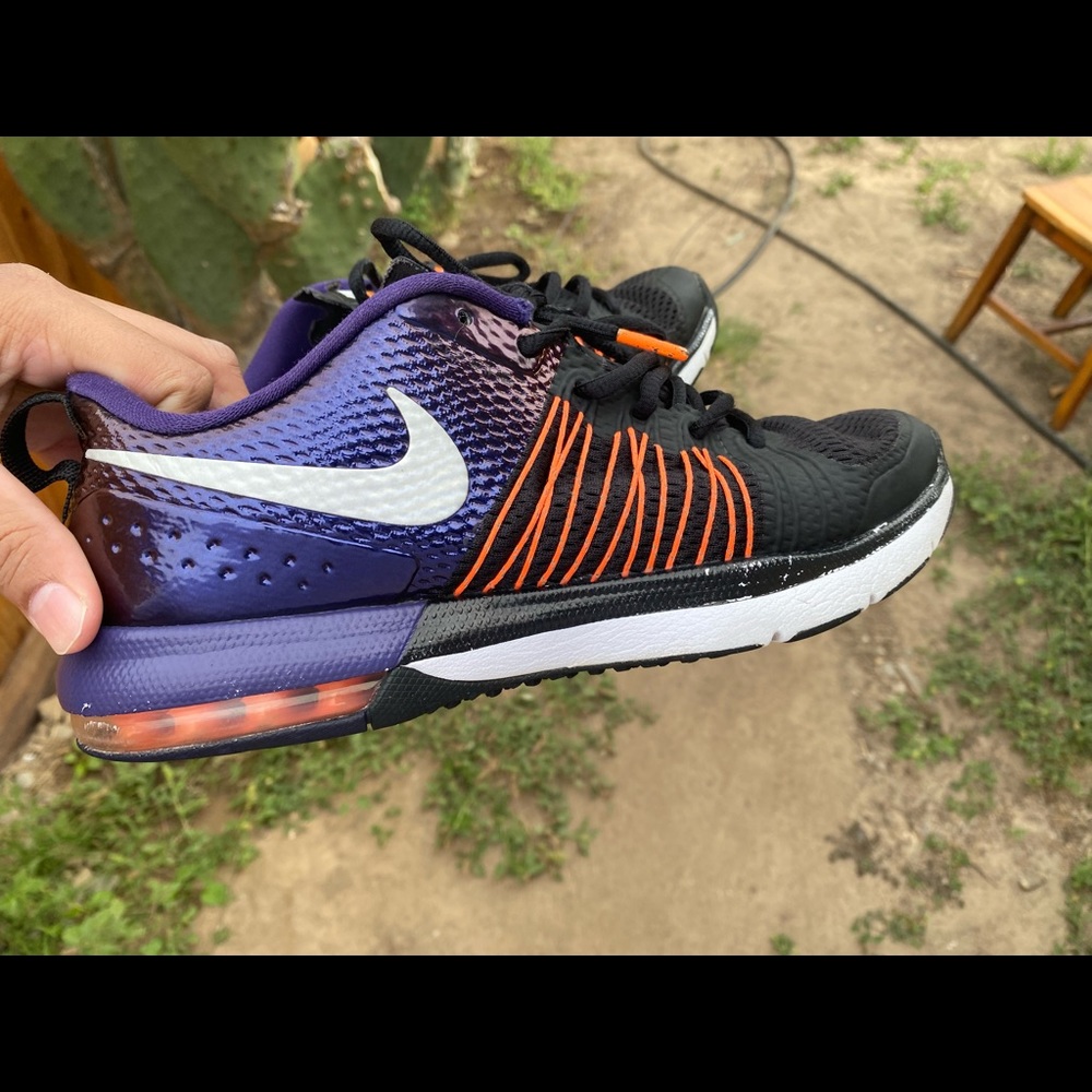 Nike shoes size 8